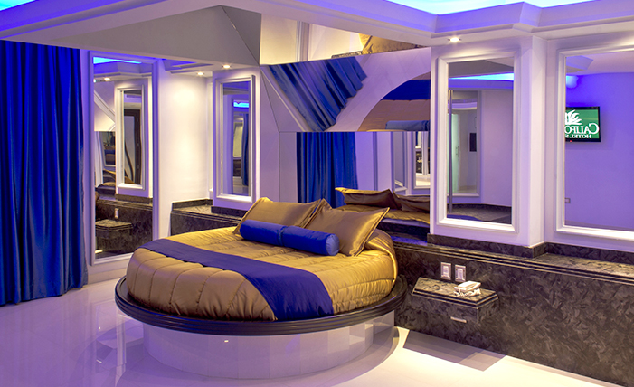 Suite Strip Club