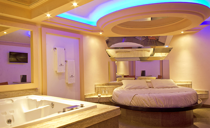 Suite Top Secret